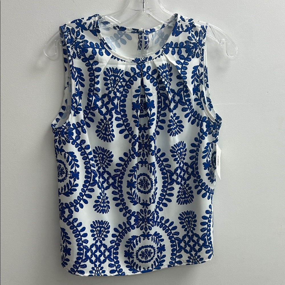 Blue and White Patterned Sleeveless Top